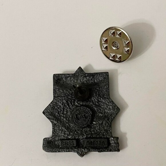 Vintage MLB Texas Rangers Baseball Souvenir Pin - Picture 6 of 7